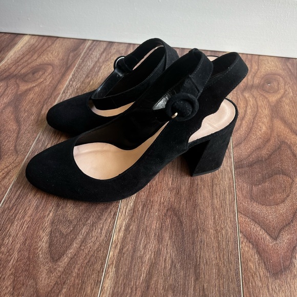 Club Monaco Suede Pumps - Picture 2 of 7